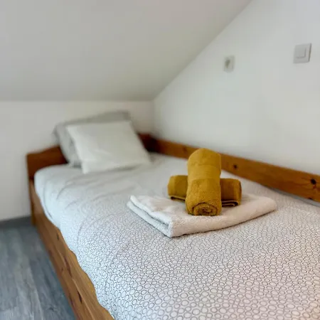 Spacious & Cozy - Vue Montagne Διαμέρισμα Goncelin